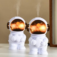 Nouveauté Humidificateur d'air avec port USB Type-C 220 ml Forme d'astronaute Design étoile d'amour Ultra silencieux Arrêt automatique Diffuseur d'arômes nocturne