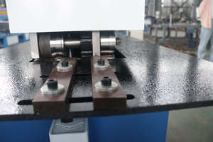 Rbqlty SA-12HB Preisgünstige Metall-Rollformmaschine für Pittsburgh-Verschlussformer Blechkanal-Herstellung mit Hohem Sicherheitsniveau - Product Image 2