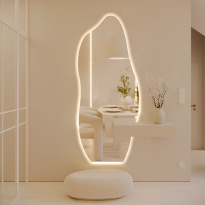 <span class=keywords><strong>Specchio</strong></span> LED Intelligente a Figura Intera per Arredamento Casa, <span class=keywords><strong>Specchio</strong></span> da Trucco <span class=keywords><strong>Illuminato</strong></span> Irregolare - Product Image 1