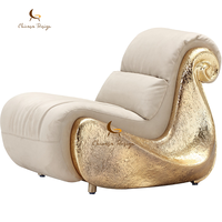 Fauteuil de salon en cuir de luxe moderne italien en laiton, design artistique, pour villa et grand appartement, service tout-en-un