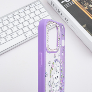<span class=keywords><strong>Coque</strong></span> de téléphone design en carton avec bracelet de perles pour <span class=keywords><strong>iPhone</strong></span> 17 16 15 Diamond Glitter Fancy Mobile Covers pour dames Vente en gros - Product Image 2