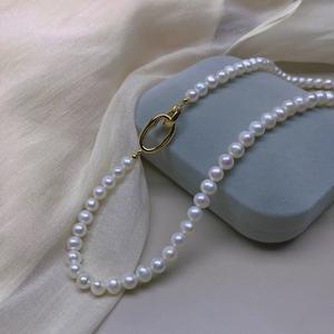 สร้อยคอไข่มุกน้ำจืดธรรมชาติสไตล์ฝรั่งเศสแบบใหม่ ดีไซน์หรูหราสำหรับผู้หญิง เครื่องประดับแฟชั่นทันสมัยจากเวนชี ประเทศจีน - Product Image 3