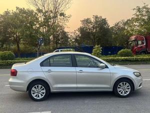 <span class=keywords><strong>รถยนต์</strong></span>มือสอง Volkswagen Jetta 1.6L ปี 2015 สภาพดี รุ่น Comfort สำหรับส่งออกไปยังแอลจีเรียและไนจีเรีย - Product Image 4