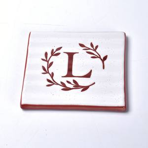 Sous-verre carré en céramique moderne personnalisable, épaisseur 5 mm, durable, résistant à la chaleur, écologique, avec double poignée - Product Image 6