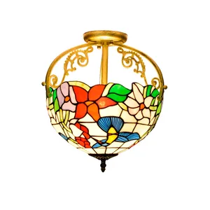 Lámpara de techo Tiffany Colibríes y flores Vidrieras Lámpara de montaje semi empotrado Lámpara de techo Tiffany de 12 pulgadas