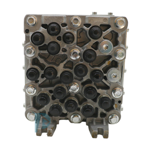 Valvola navetta segnale C0400-60018 4486321 YA00000543 4468336 valvola idraulica per ZX200 ZX200-3G ZX210 ZX225 pezzi di ricambio escavatore - Product Image 1