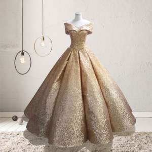 Yeni moda kadınlar kraliyet mahkemesi pullu balo v yaka kolsuz kapalı omuz uzun elbise akşam düğün uzun kabarcık elbise - Product Image 3