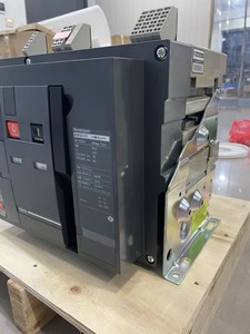 เบรกเกอร์ลมแบบเฟรม 3P รุ่น NW25H1 NW25 ซีรีส์ 650A สำหรับ PLC - Product Image 5