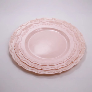 Assiettes jetables rondes de 75 pouces (1025 mm) avec bord gaufré, style européen moderne et minimaliste, en plastique rigide - Product Image 2