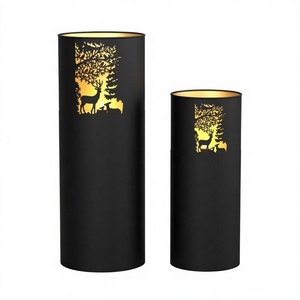 Juego de 2 Portavelas Cilíndricos de Hierro, Faroles Metálicos Resistentes al Calor, Diseño Personalizado, Estilo Vintage - Product Image 1