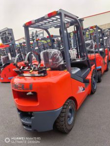 Forklift LPG 3 Ton Mesin Jepang Nissan K25, Pengangkat Fork, Forklift Tugas Berat, Peralatan Penanganan Material - Product Image 4