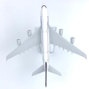 โมเดลเครื่องบิน <span class=keywords><strong>A380</strong></span>สายการบินลุฟท์ฮันซ่าคอลเล็กชันเครื่องบินโมเดลเครื่องบินฉีดพ่นสี16ซม. 380รถยนต์ของเล่นสำหรับเป็นของขวัญคริสต์มาส - Product Image 2