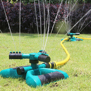 Arrosage efficace en plastique pulvérisateur d'eau jardin pelouse Irrigatore arroseur pour l'irrigation - Product Image 1