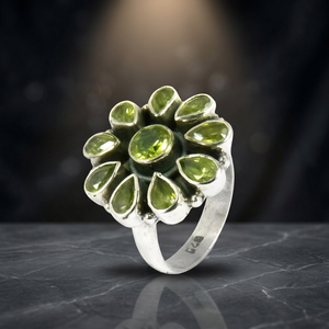 Wholesale Custom Promotion 925 Sterling Silver Cute Wedding <b>Ring</b> Gemstone Floral Design Natural <b>Peridot</b> Bezel Setting Jewelry - Product Image 3