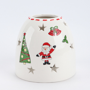 Porte-bougie de Noël festif en céramique blanche - Motif bonhomme de neige et cadeau avec découpes en étoile, Décoration de <span class=keywords><strong>maison</strong></span> pour les fêtes. - Product Image 3