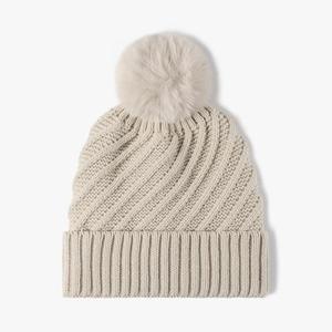 Bonnets d'hiver graphiques brillants originaux en jacquard avec doublure polaire pour hommes – Bonnets de golf haut de gamme extravagants pour l'Europe - Product Image 5