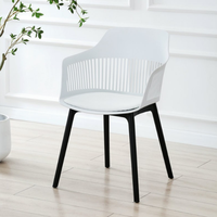 Chaises de salle à manger en plastique PP épais pour la maison, le bureau, la salle à manger, design moderne pour les salons de thé et les pâtisseries, chaises avec dossier, petits tabourets