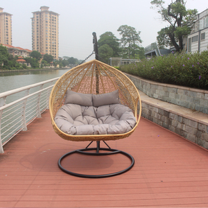 Chine usine confortable extérieur et chambre à coucher chaise longue en métal berceau rotin balançoire style moderne patio balcon chaise longue - Product Image 1