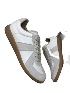 Brand Shoes Designer Quality Genuine Leather Casual Flats for Men and Women Sporty Stylish Lace-up Comfortable Walking Shoes - Product Image 1