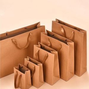 Bolsas de Papel para Compras con Logotipo de Marca Impreso, Diseño de Lujo, para Regalos y Promociones, Precios Razonables - Product Image 1