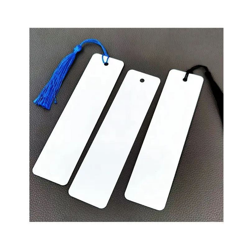 Bán buôn nhôm thăng hoa trống Bookmark với tua bóng trắng tùy chỉnh kim loại Bookmark để trang trí