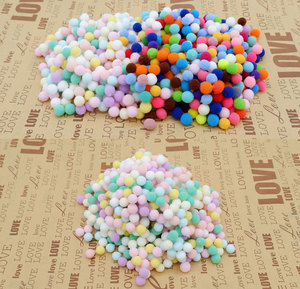 Lot de 2000 boules en feutre de <span class=keywords><strong>laine</strong></span> et coton, colorées vert et rouge, très élastiques, pour fêtes de Noël - Product Image 3