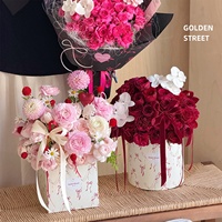 Matériaux DIY faits main pour l'emballage floral : Arrangement de bouquet en seau cylindrique en carton, style français, pour bouquets à nœuds.