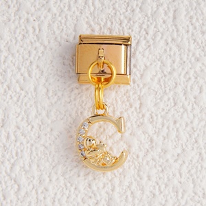 Colgante de moda con letra italiana, dijes de acero inoxidable con gemas doradas, pulseras con dijes italianos de letra y diamantes - Product Image 2