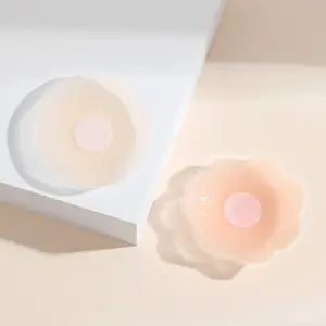 2024 toptan fiyat Lady yumuşak silikon meme kapağı seksi yapıştırıcı askısız dikişsiz su geçirmez çiçek şekli pasties