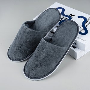 شباشب فندقية رمادية من الصوف المرجاني مع نعل EVA من المصنع الأصلي - Product Image 4