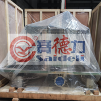 Centrífuga de descarga inferior con raspador vertical, especialmente diseñada para materiales inflamables y explosivos de alta viscosidad y granulación fina.