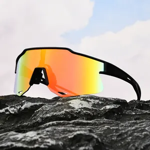 Customized New Fashion Photochromic Cycling Sunglasses Outdoor Sport Glasses For Baseball Running