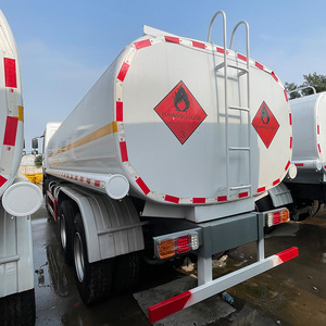 Vente à bas <span class=keywords><strong>prix</strong></span> de camion-<span class=keywords><strong>citerne</strong></span> d'occasion Haowo 6*4 371HP d'une capacité de 20000 <span class=keywords><strong>litres</strong></span>. Fabriqué par China FAW Truck. - Product Image 6