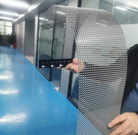 Panneau d'affichage LED holographique transparent flexible innovant avec design invisible pour la publicité intérieure