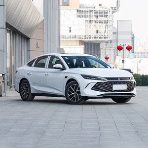 BYD Qin <span class=keywords><strong>L</strong></span> DM-i 2025 Sedán Híbrido Enchufable de 120 km con Carga Rápida y 2100 km de Autonomía, Vehículo de Nueva Energía, Precio Directo de Fábrica, China, Volante a la Izquierda - Product Image 3