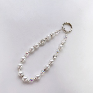 Correa de Lujo para Teléfono con Cuentas, Pulsera Antipérdida, Mariposa 3D, Perlas, Cordón Exquisito para Teléfono, Venta al por Mayor - Product Image 4