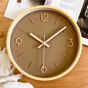 Horloge murale minimaliste pour la salle à manger, pour une maison au design épuré et clair, pour une esprit apaisé - Product Image 6