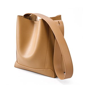 Adjustable Strap Solid Color Large Capacity Genuine <strong>Leather</strong> Waterproof Magnetic Button Closure <strong>Bucket</strong> Crossbody Tote <strong>Women's</strong> <strong>Bag</strong> - Product Image 4