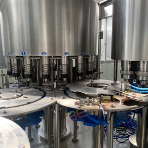 Línea Completa de Producción de Bebidas con Máquina de Llenado de Líquidos, Taponadora Automática y Equipo para <span class=keywords><strong>Agua</strong></span> Embotellada - Product Image 3