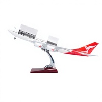 Modèle d'avion en résine LED Qantas Boeing 747-400 avec cabine ouvrante, avion peint, ornement de présentation pour la maison, le bureau ou comme cadeau