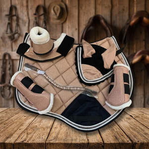 ชุดอุปกรณ์ขี่ม้า BRAND ZONE Glitter Saddle Pad ครบชุด ประกอบด้วย แผ่นรองอาน แปรงขัดอาน รองขา รองขาแบบมีกระดิ่ง ผ้าคลุมกันแมลง และสายคาดหน้าผากเข้าชุด - Product Image 3