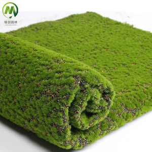 Alfombra de musgo artificial de aspecto natural, colgante de pared de alta simulación, alfombrilla de musgo verde de jungla sintética para hotel y <span class=keywords><strong>restaurante</strong></span> - Product Image 1