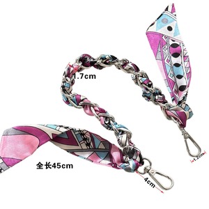 Tissage créatif en soie Bandana téléphone lanière sac sangle poignet chaîne avec design suspendu élégant sac chaîne pièces accessoires - Product Image 3