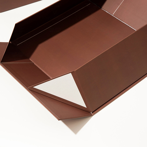 Lionwrapack tùy chỉnh gấp cứng nhắc từ hộp quà tặng FSC chứng nhận tái chế bao bì giấy cho quần áo Quà Tặng - Product Image 4