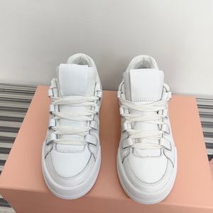 Chaussures de mode luxueuses de haute qualité - Baskets à plateforme en cuir MIU pour hommes et femmes, adaptées à la fois au style décontracté et à l'activité physique. - Product Image 2