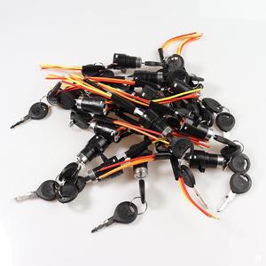 Pièces de rechange universelles de serrure de puissance de clé de commutateur d'allumage de fournisseur de la Chine pour la serrure de moto de moto ABS serrure de <span class=keywords><strong>porte</strong></span> électrique - Product Image 6