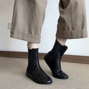 Nouvelles Bottines Plates Confortables à Bout Rond Style Rétro Polyvalentes pour Femmes 2026 – Antidérapantes - Product Image 2