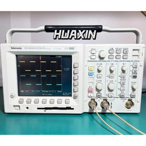 ออสซิลโลสโคปดิจิตอล Tektronix TDS3052B, 500MHz, 2 ช่องสัญญาณ, 5GS/s - Product Image 3
