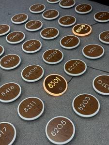 Targhe in Acciaio Inox Personalizzate 3D con Vernice Nera Incisa, Insegna per Edifici e Stanze con LED al <span class=keywords><strong>Neon</strong></span> Impermeabile per Uffici e Matrimoni - Product Image 3