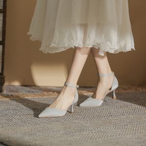 Chaussures à talons hauts sexy et élégantes pour femme, chaussures respirantes à semelle épaisse de style banquet de haute qualité - Product Image 4